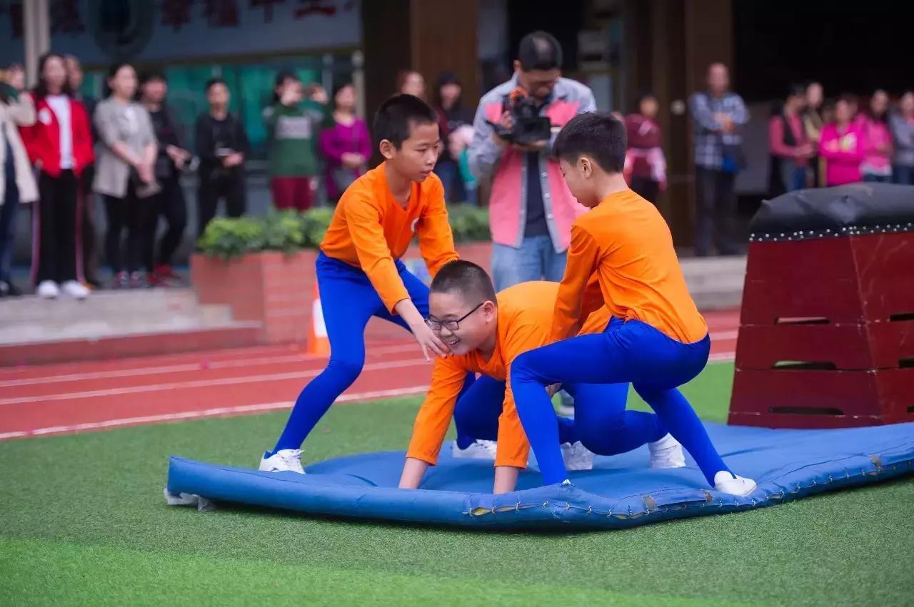 学生团体操上场音乐_上场团体操音乐学生叫什么_上场团体操音乐学生怎么练