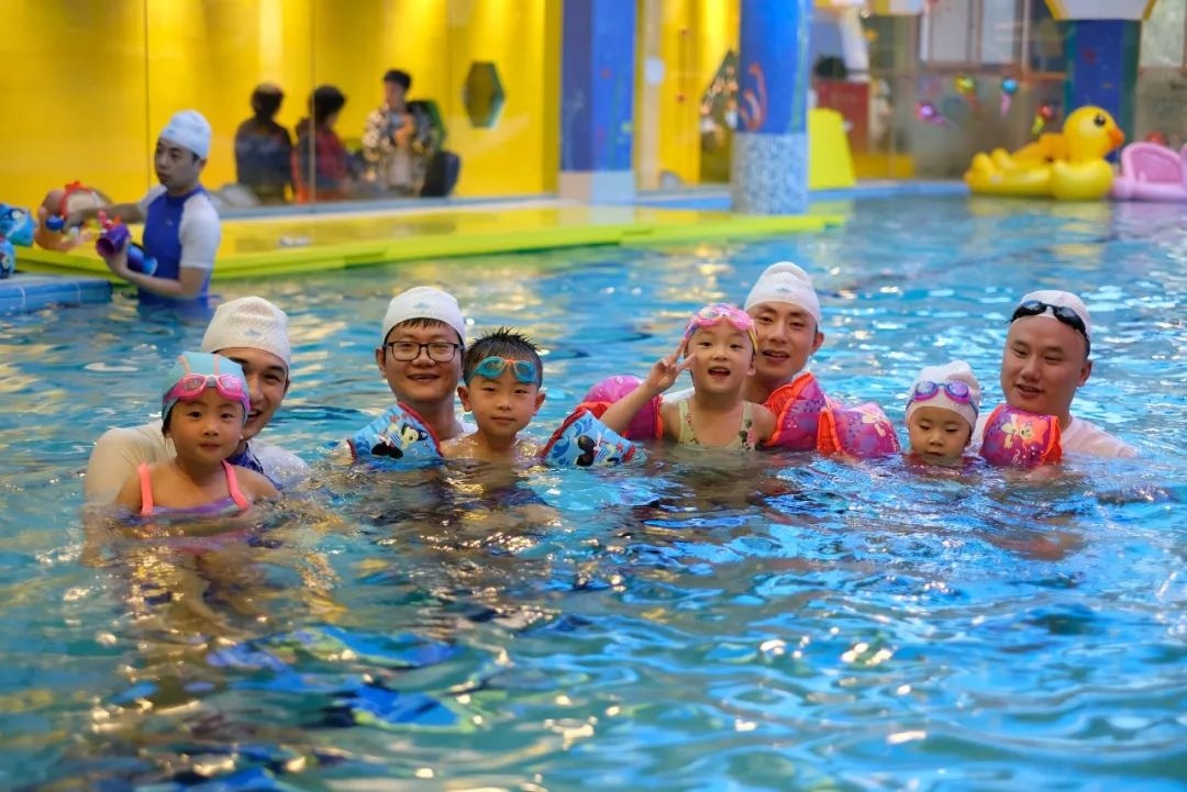 6岁孩子学游泳潜水技巧_潜水游泳怎么游_潜水游泳教学视频